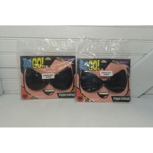 NWT Robin Shades sunglasses from Teen Titans Go‎ set of two DC WB Cartoons
